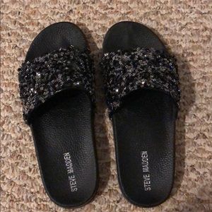 Steve Madden slides
